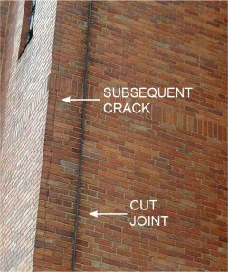 Figure 3. Ineffective repair. The vertical joint was cut without cleaning steel – a new crack appeared.
