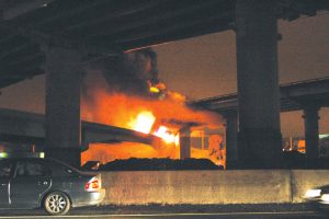 Figure 2. 2007 tanker truck fire at the MacArthur Maze freeway interchange near Oakland, CA. Courtesy of Philip Liborio Gangi, (https://bit.ly/2HxzI2w).