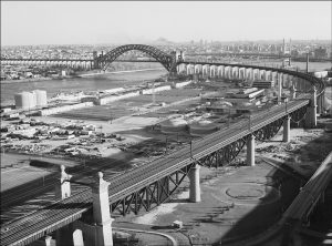 Hell Gate Bridge, Viaduct, Little Hell Gate Bridge (inverted bowstrings) foreground. Courtesy of HAER.