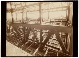 Figure 27. Erected fourth-floor transfer truss with additional erected floors above.